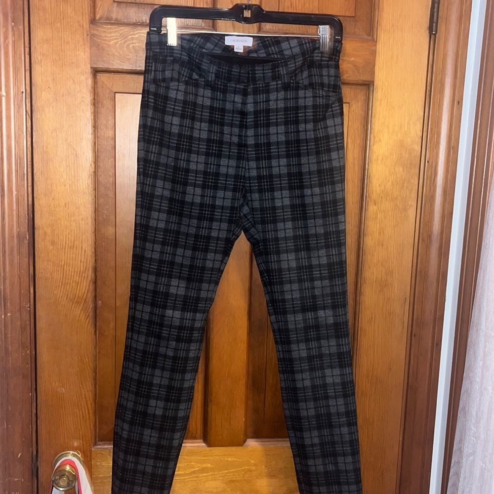 Calvin Kline black plaid suit pants. Size 4.